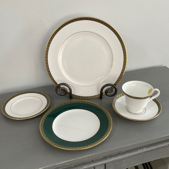 Waterford Dining Waterford Longfield 5 Piece China Set Poshmark